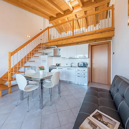 Apartment Le Residenze Del Lago